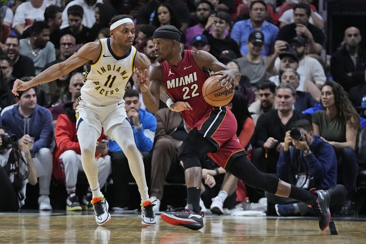 Jimmy Butler(右)。圖片來源：達志影像