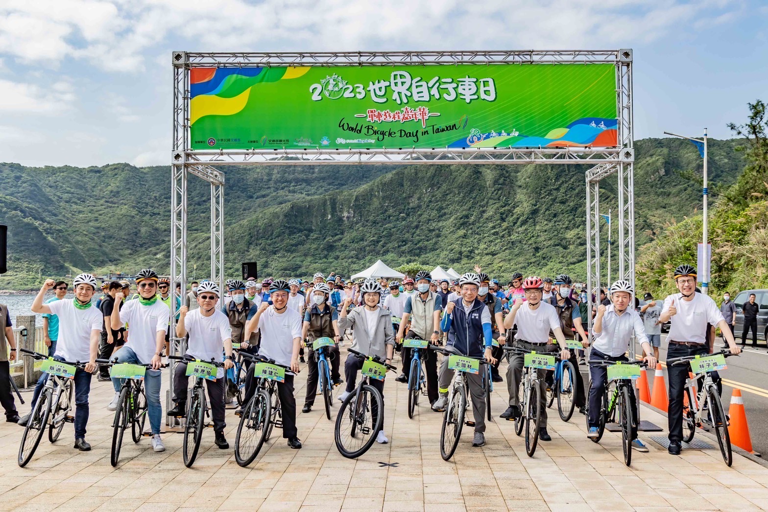 蔡總統帶頭響應世界自行車日。圖片來源：官方提供