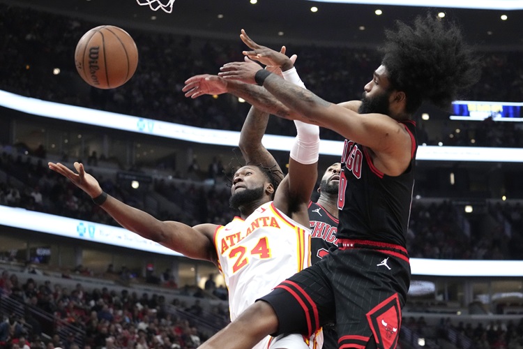 Coby White(右)。圖片來源：達志影像