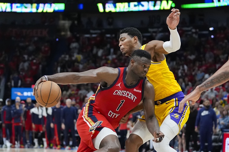 Zion Williamson(左)。圖片來源：達志影像