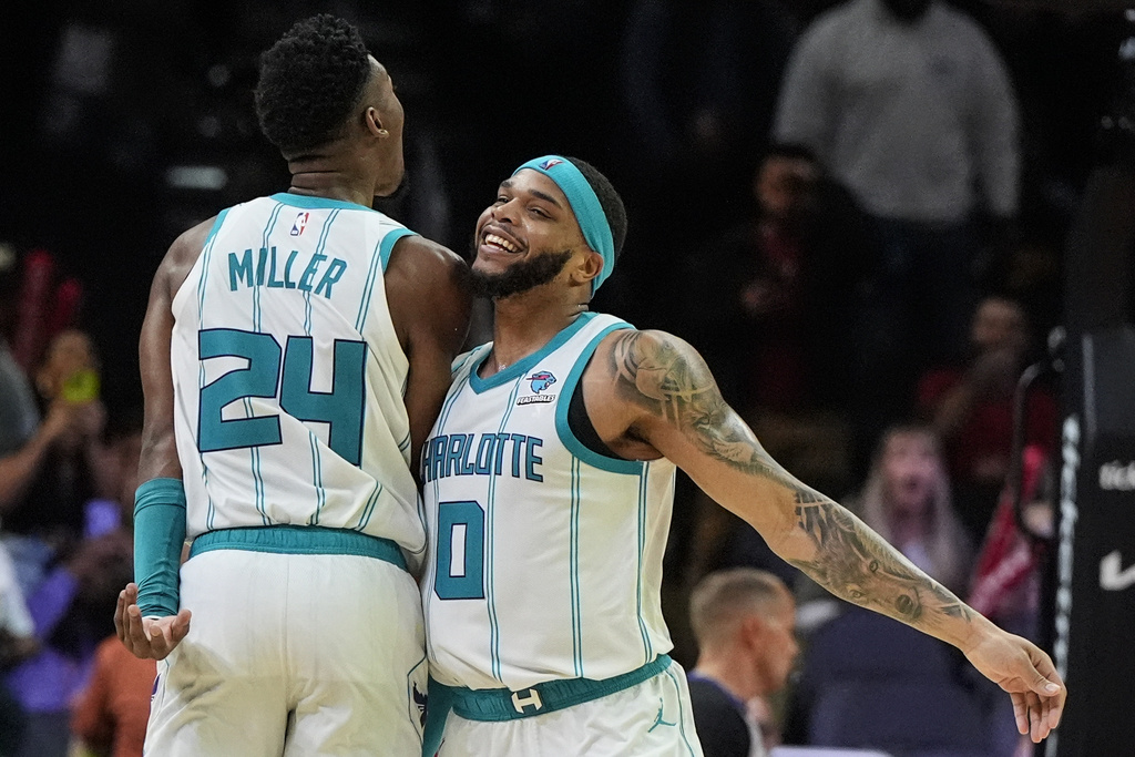 Brandon Miller和Miles Bridges。圖片來源：達志影像