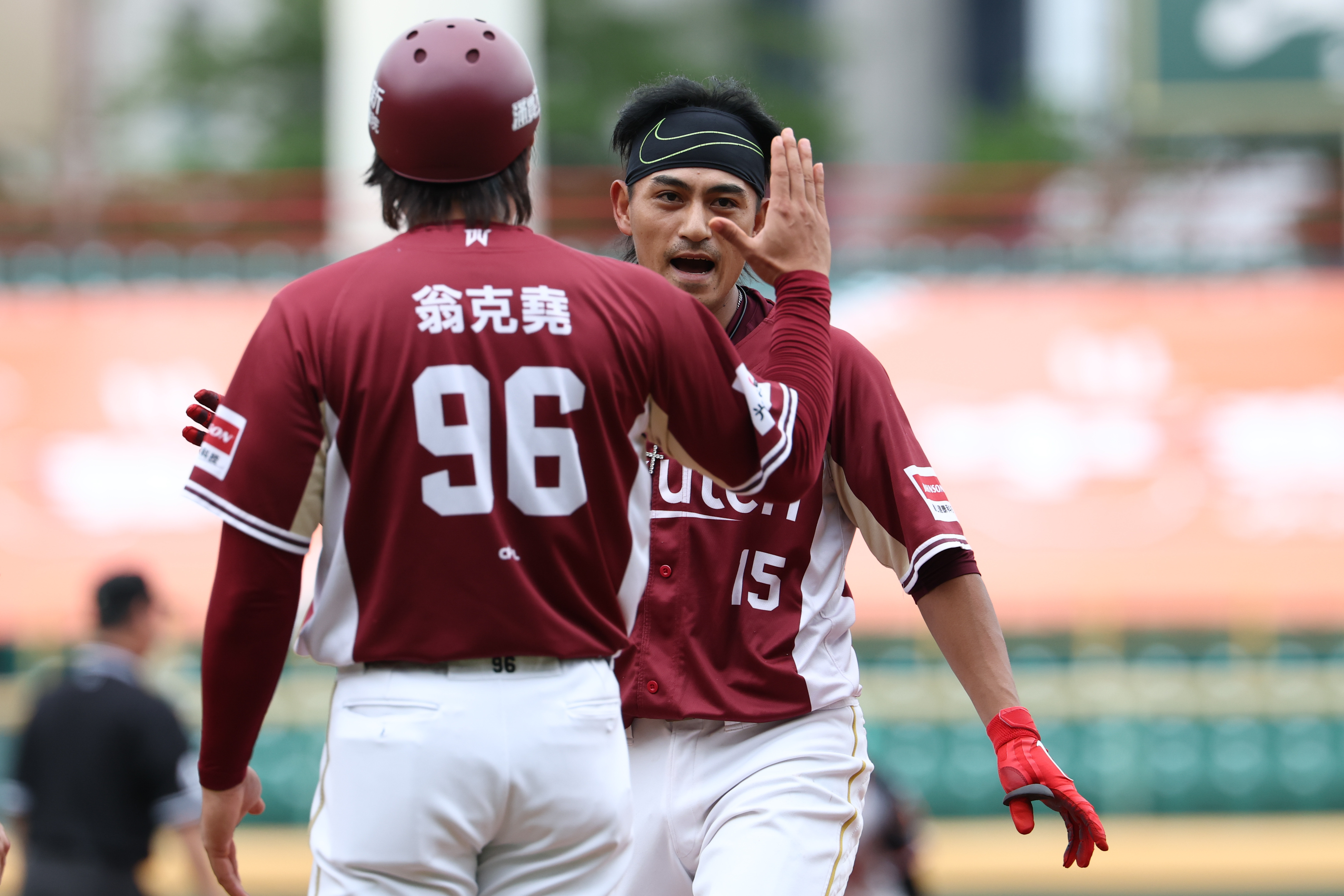 挑戰賽》林子偉貢獻雙安3打點獲單場MVP  賽後感謝信仰及「姓林的」