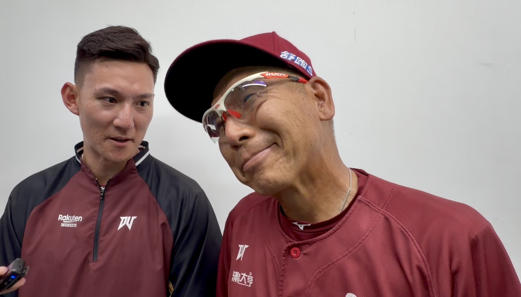 中職特稿》菜鳥記者眼中的「阿公」教練 親切、幽默、有問必答