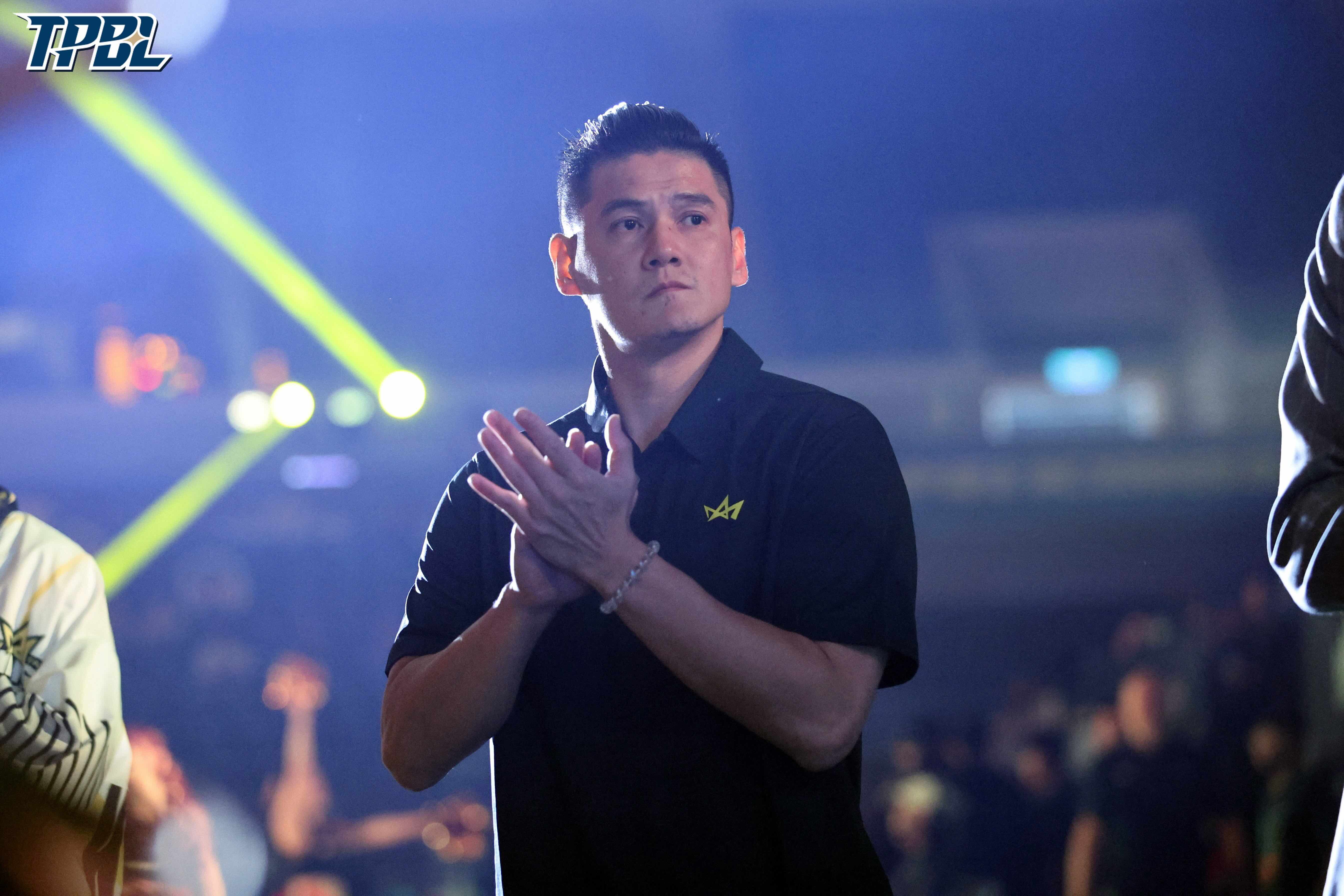 TPBL》執教職業首戰自評50分  「胖總」賽後透露書豪也有提供建議