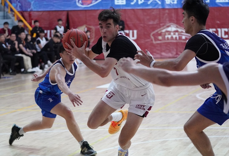 UBA》輔大有驚無險力退中原3連勝　公開男生組第1階段明日休兵