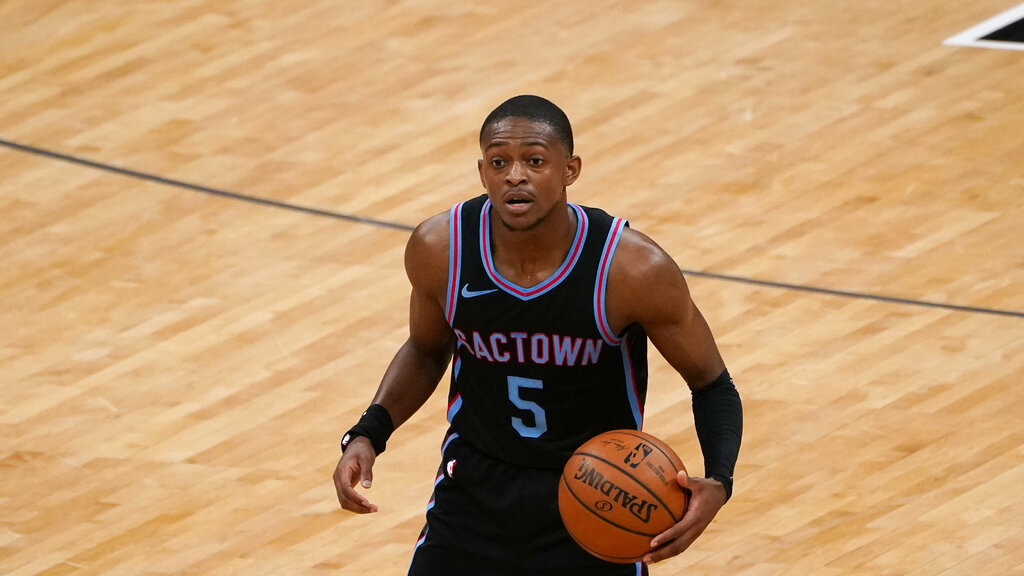 NBA》Fox傷癒歸隊迎本季首秀　馬刺雙星合體戰鵜鶘