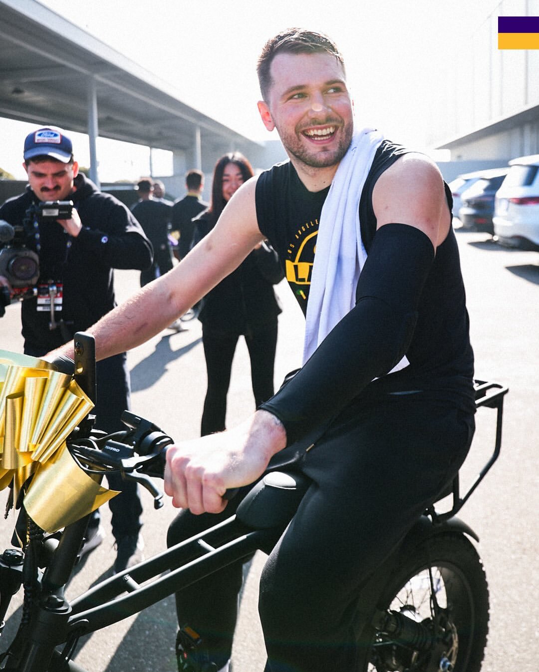 NBA》聖誕大禮！ Luka Doncic送給湖人全隊103台電動自行車