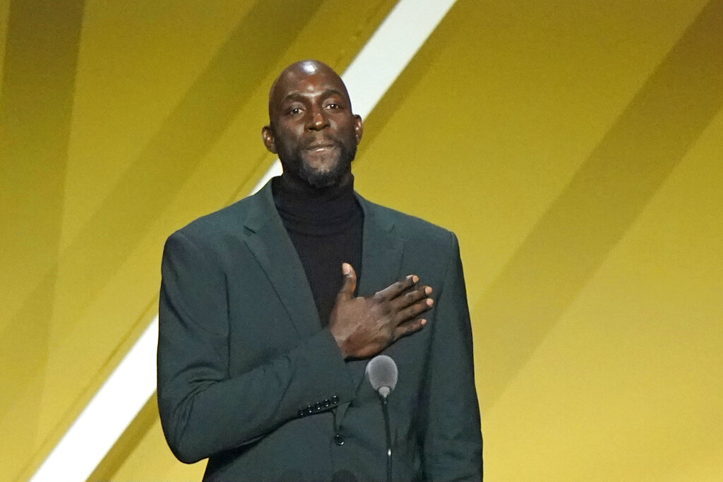 NBA》「狼王」歸來！21號球衣退役倒數  以全新角色重返灰狼