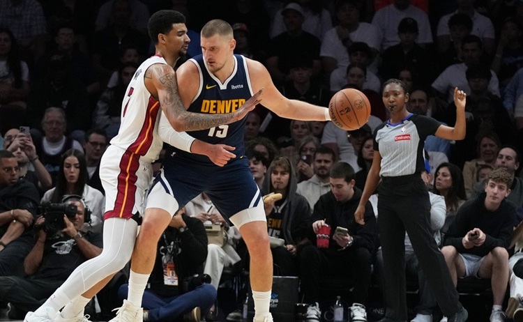 Nikola Jokic(中)。圖片來源：達志影像