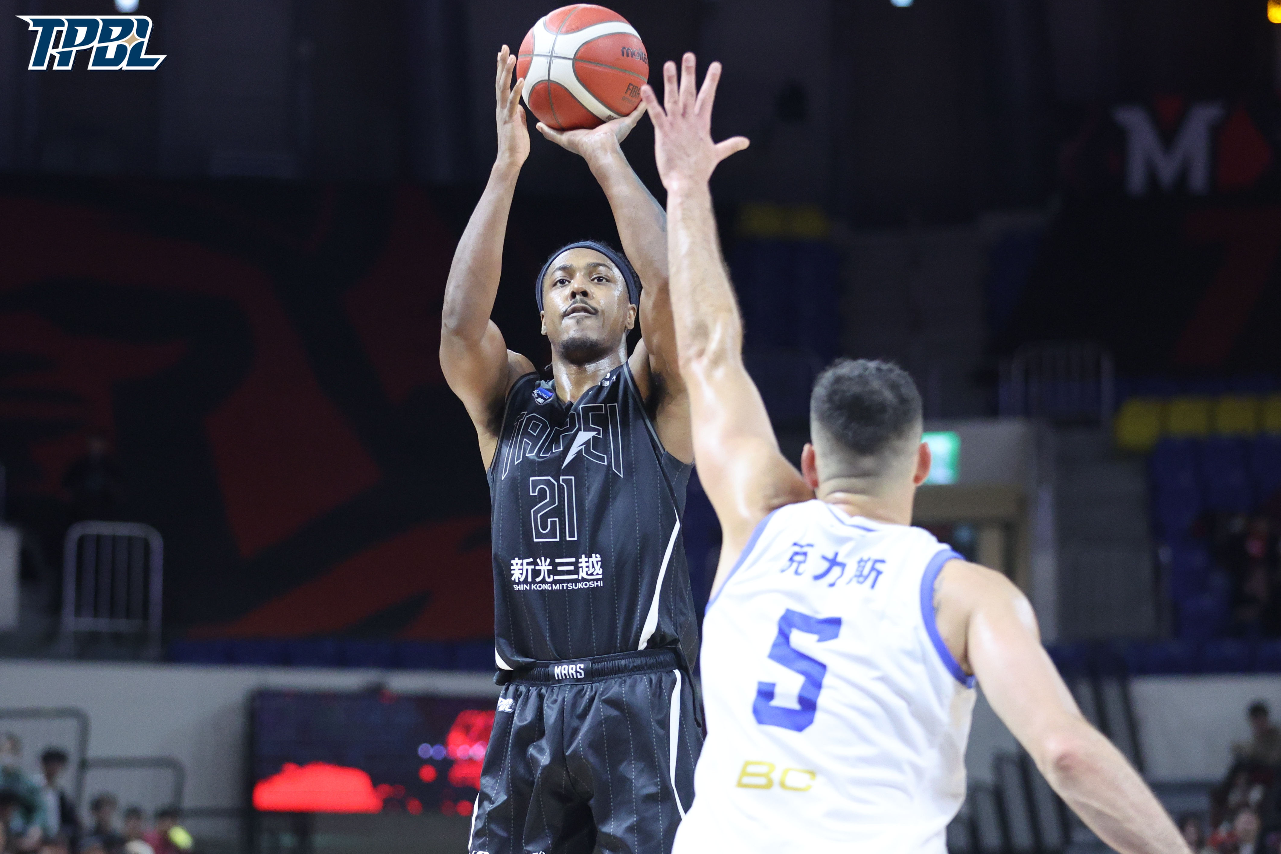 TPBL》威力斯猛飆39分20籃板含一記「死之三分」 戰神延長賽5分差氣走海神