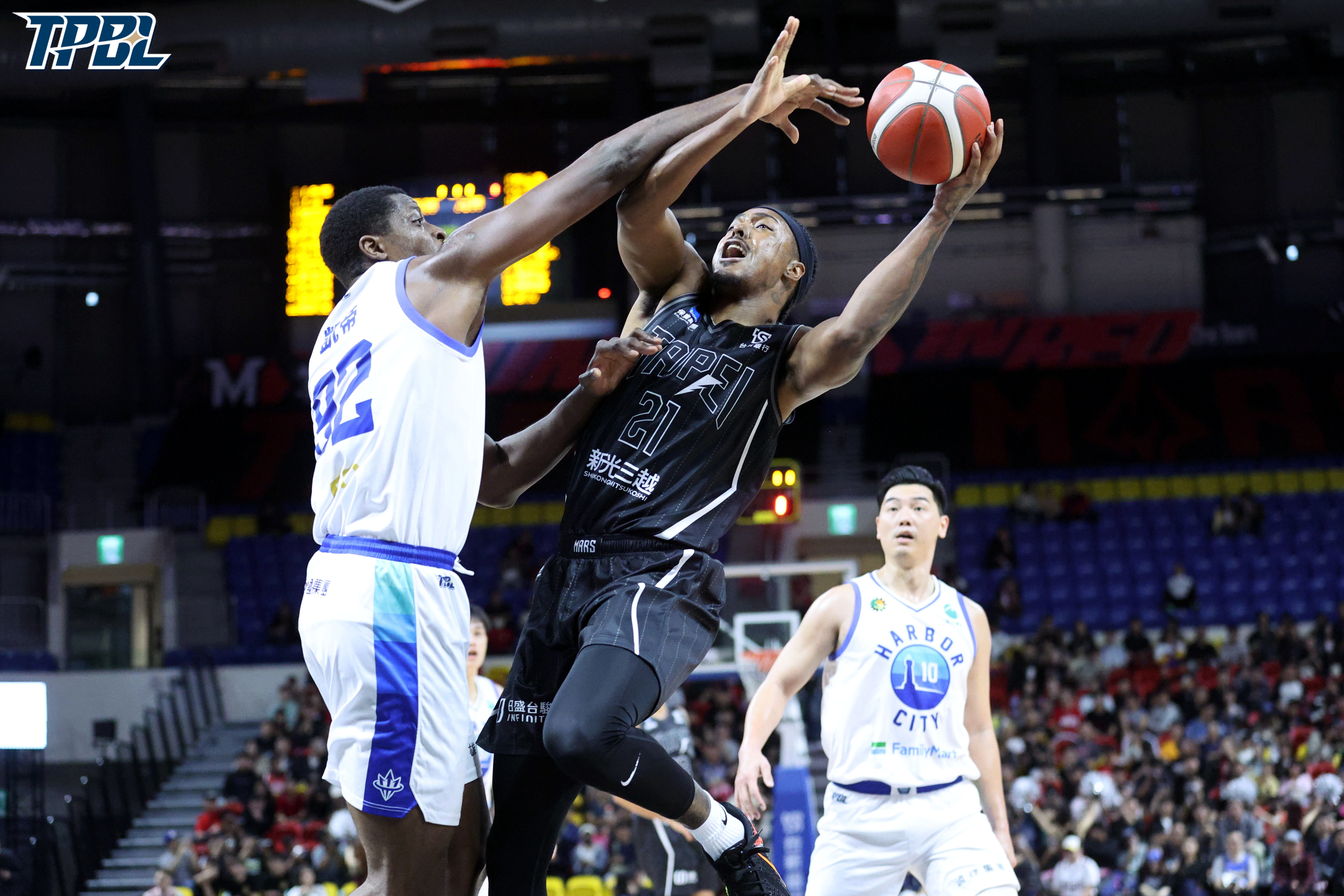 TPBL》狂轟39分20籃板4抄截創個人新高 威力斯賽後謙虛表示「感謝隊友找到我」