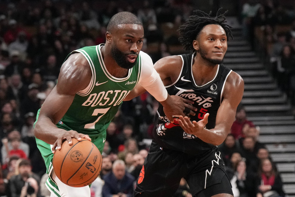 NBA》「杰倫」全場30分擋住暴龍大反撲  綠衫軍喜收近期五連勝