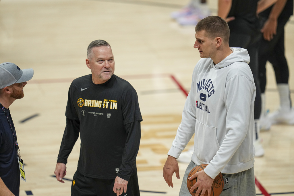 Michael Malone和Nikola Jokić。圖片來源：達志影像資料照
