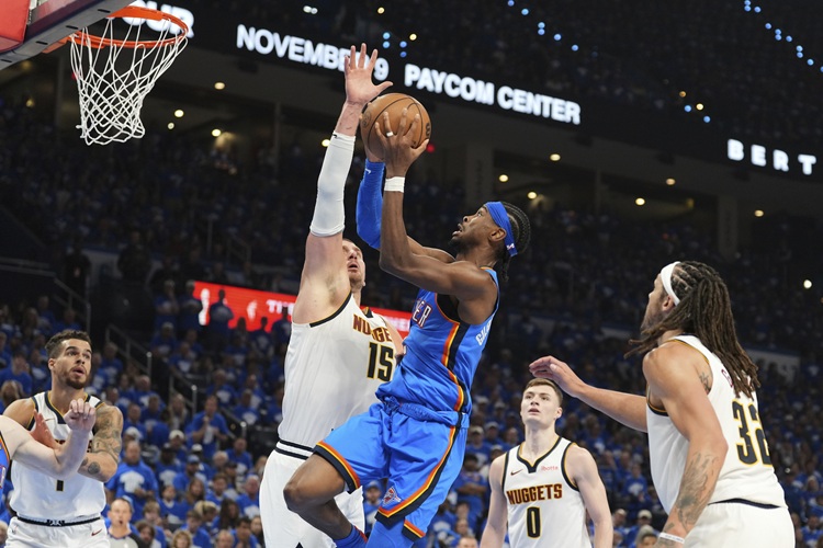 SGA(中右)Jokic(中左)。圖片來源：達志影像