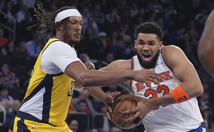 NBA季後賽》尼克主場2連敗0比2落後　主力中鋒Towns第4節遭棄用惹議