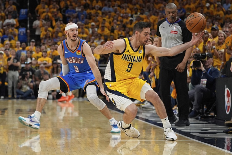 T.J. McConnell(右)。圖片來源：達志影像