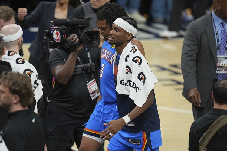 Shai Gilgeous-Alexander(中)。圖片來源：達志影像