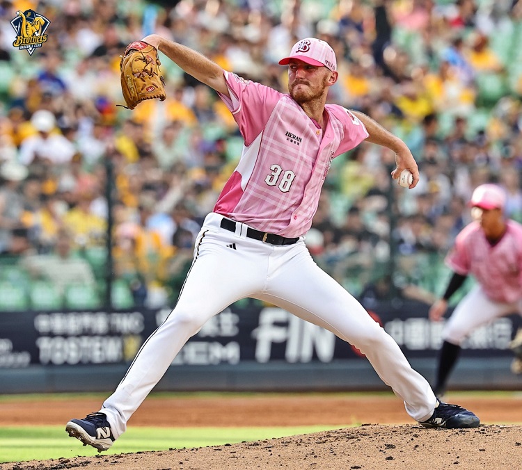 中信新洋投李博登於本場比賽本季首度先發。圖片來源:中信兄弟