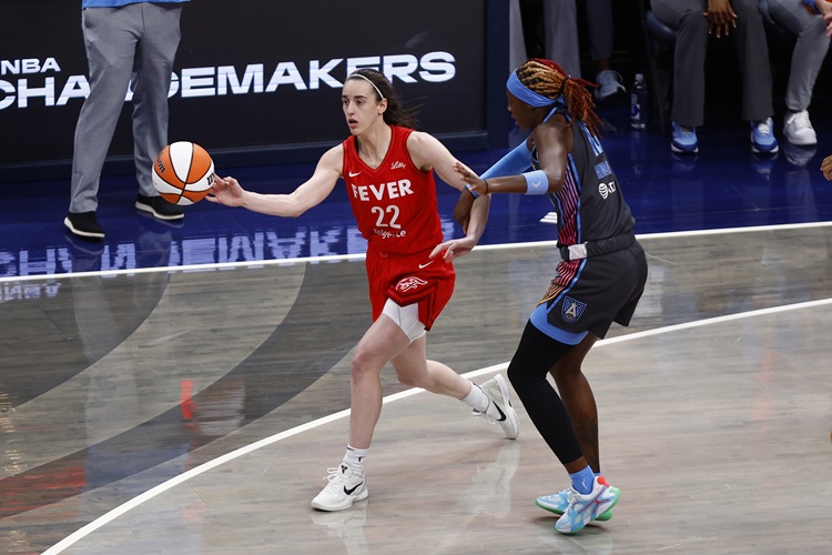 WNBA》Caitlin Clark 失準沒差　狂熱照樣打敗夢想