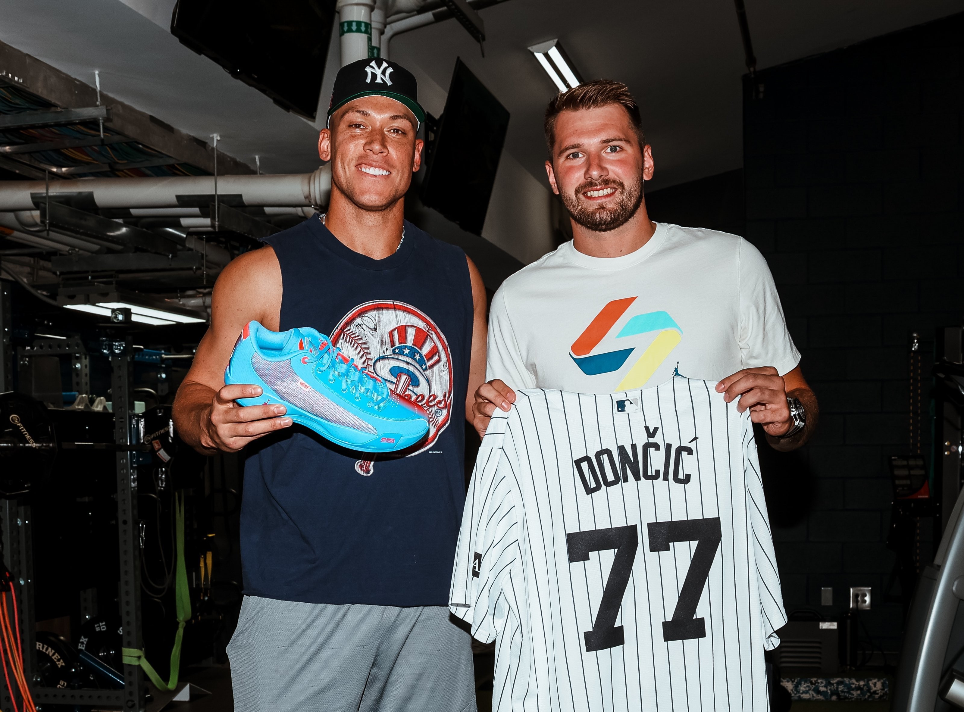 Luka Doncic和Aaron Judge合影。圖片來源：洋基隊X