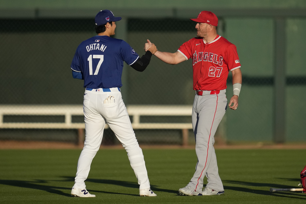 大谷翔平(左)下一次先發登板將對上老東家天使。圖片來源：達志影像資料照