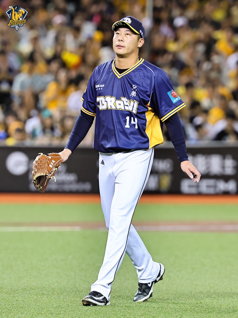 魏碩成此戰繳5局失2分、1責失好投，可惜隊友無緣幫忙守成。圖片來源:中信兄弟