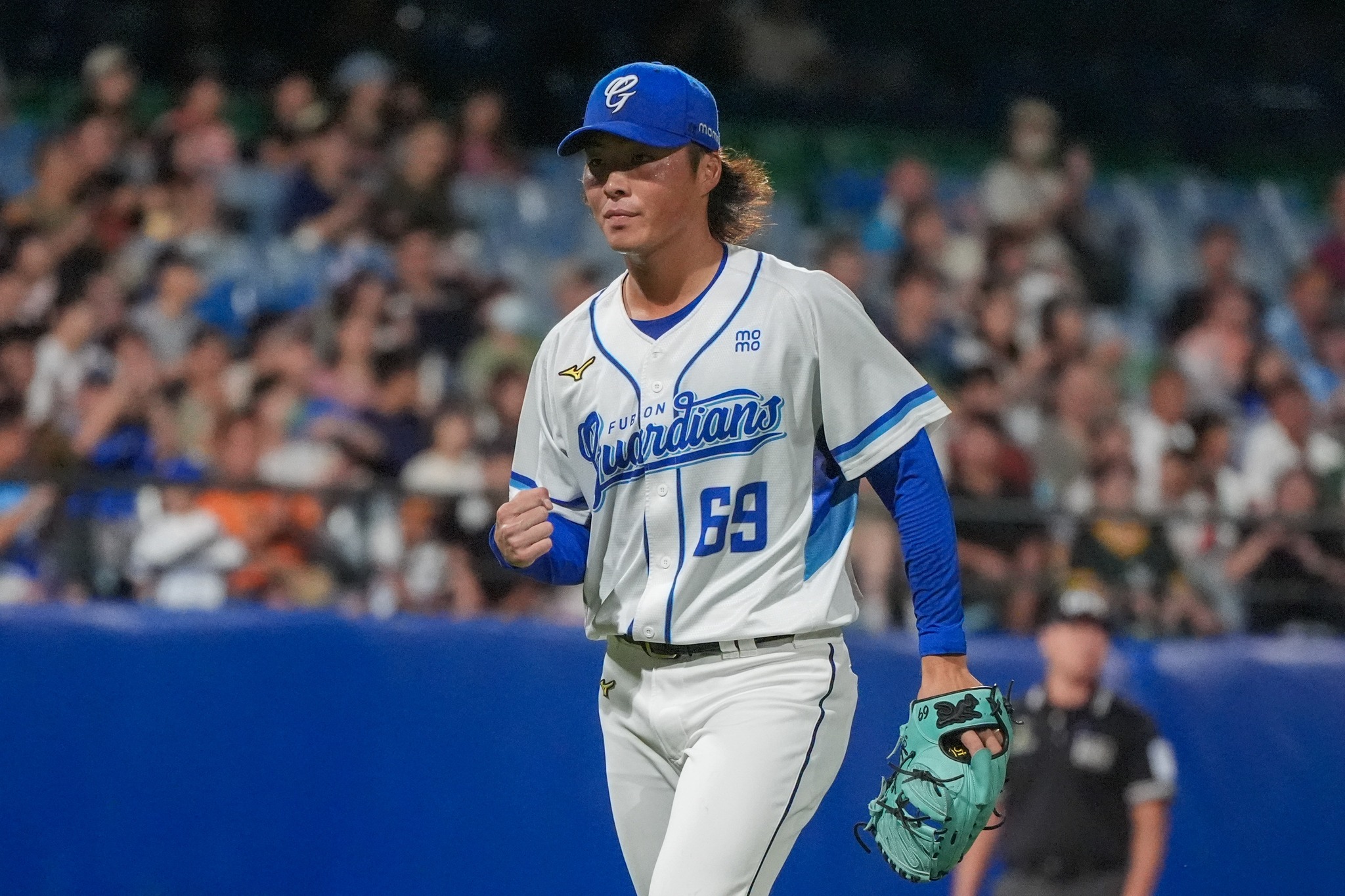 鈴木駿輔7局無失分奪勝投。圖片來源：富邦悍將資料照