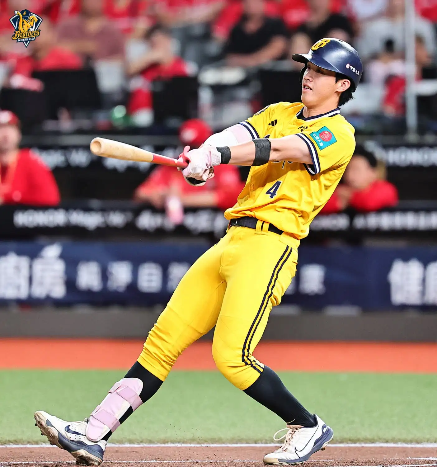 張士綸。中信兄弟粉絲團
