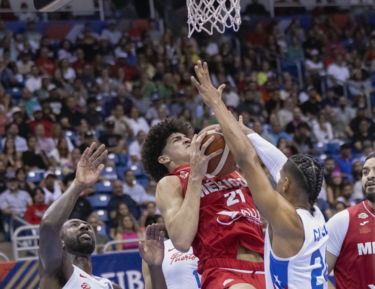 Karim Lopez(中)。圖片來源：達志影像