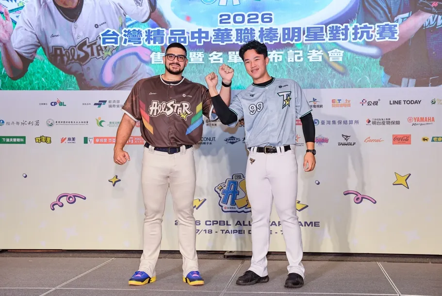 羅戈與王念好。圖片來源:中華職棒提供