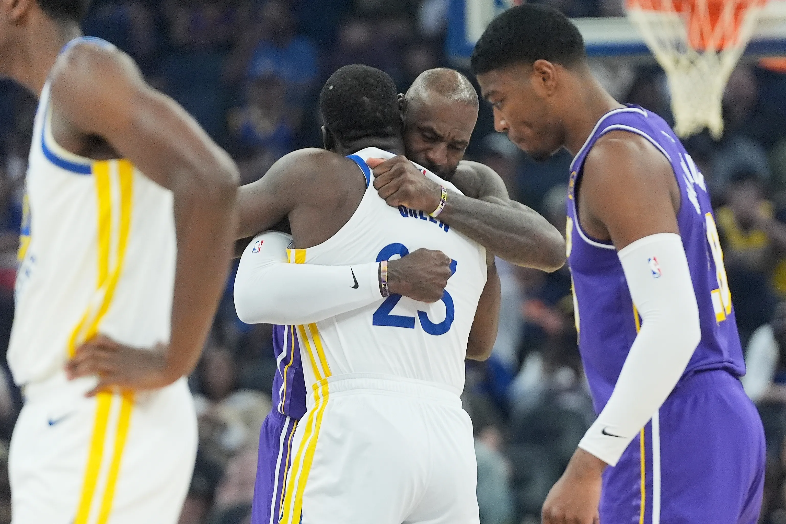 LeBron James與Draymond Green。圖片來源:達志影像