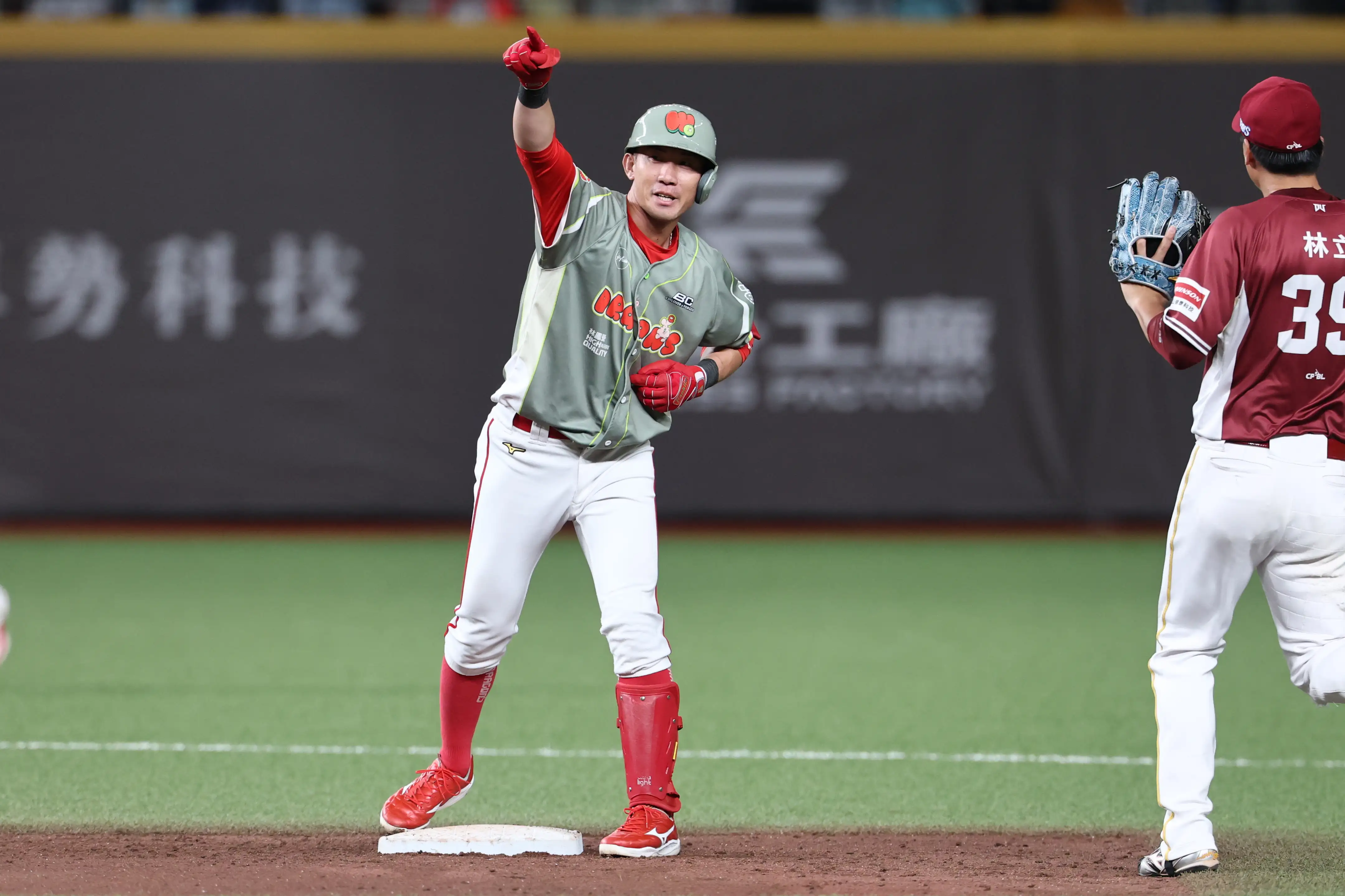 石翔宇。味全龍提供