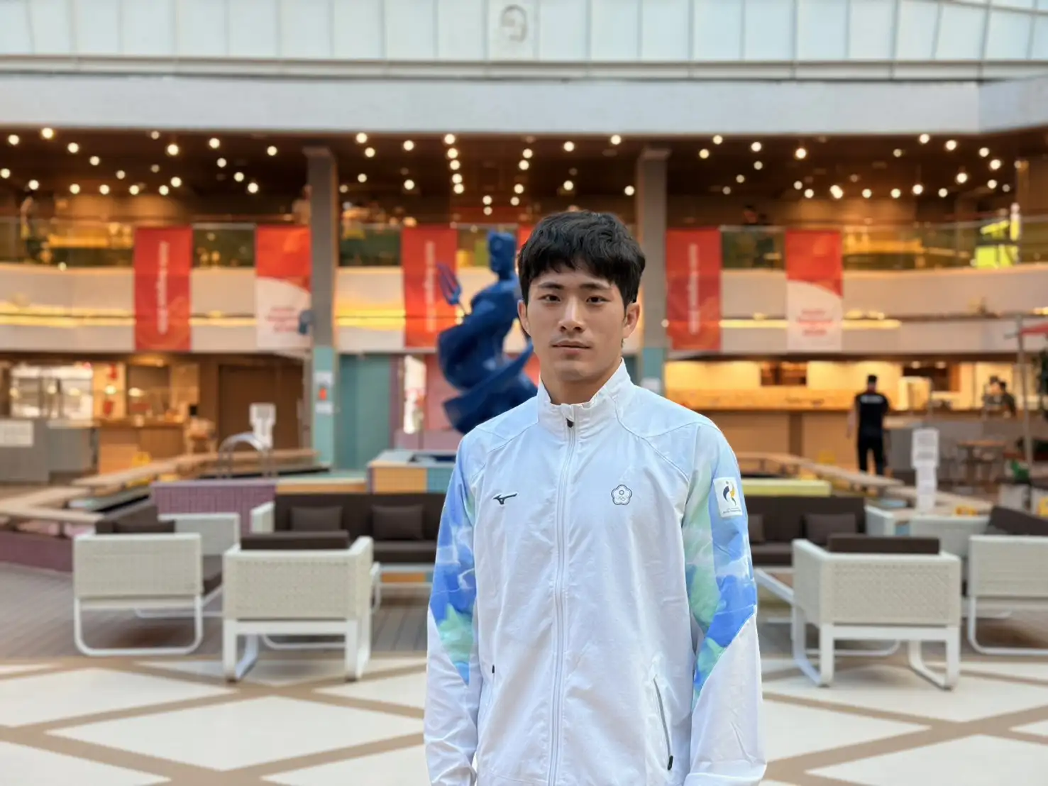 張煥宜任開幕式男子掌旗官。圖片來源:中華奧會提供