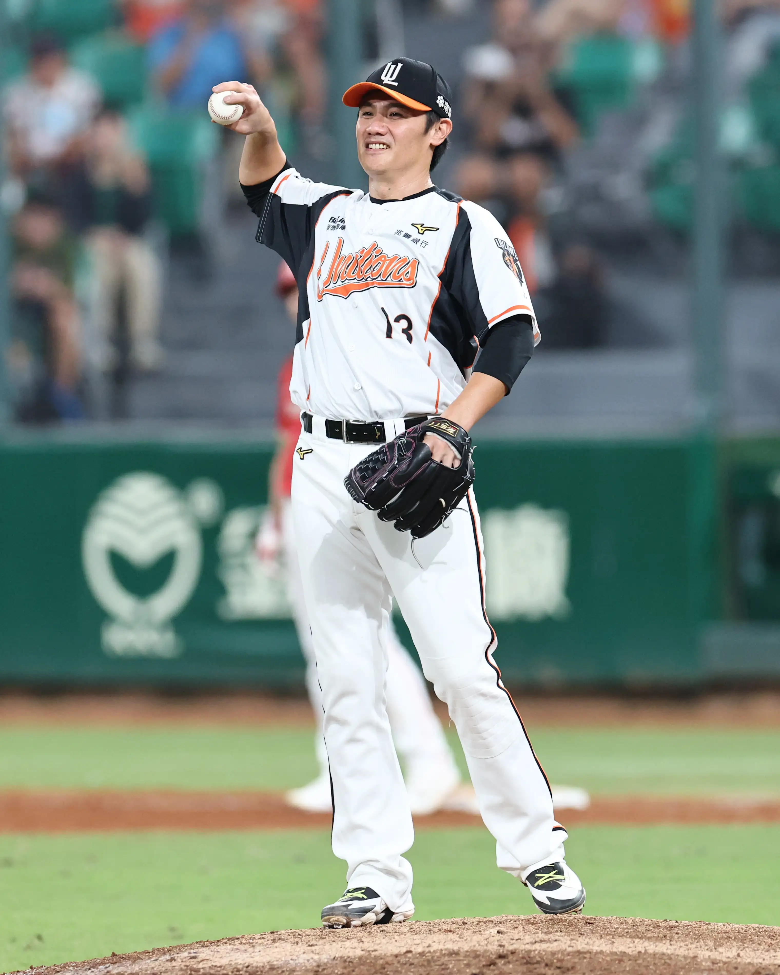 陳鏞基投手初登板。圖片來源:統一獅
